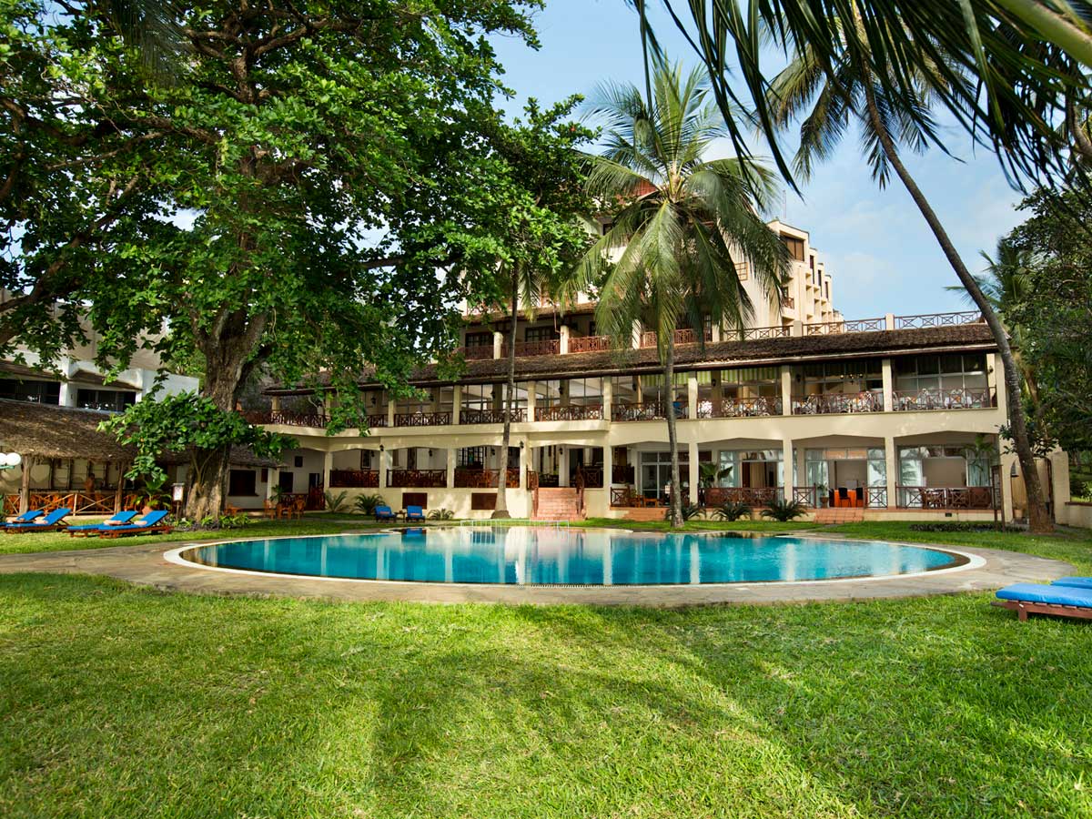 Neptune Paradise Beach Resort & Spa