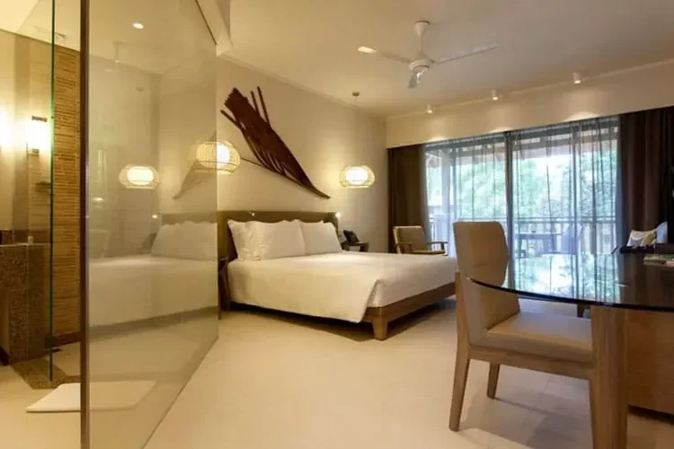 Constance-Ephelia-Resort4-1