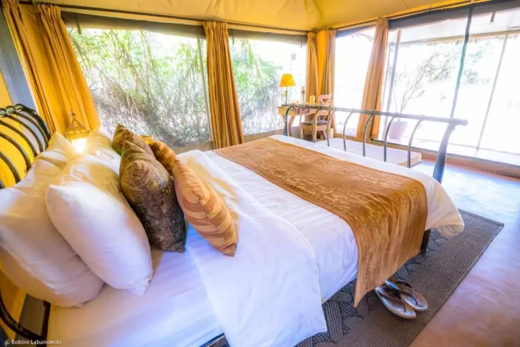 Ikweta-Safari-Camp-Meru-5 (1)