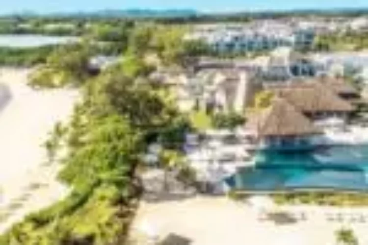 Radisson-Blu-Azuri-Resort-Spa-9-150x150