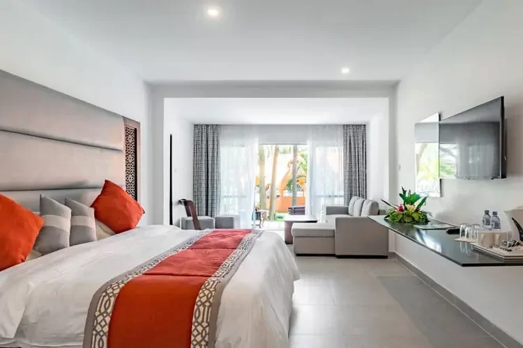 Southern-Palms-Beach-Resort-10
