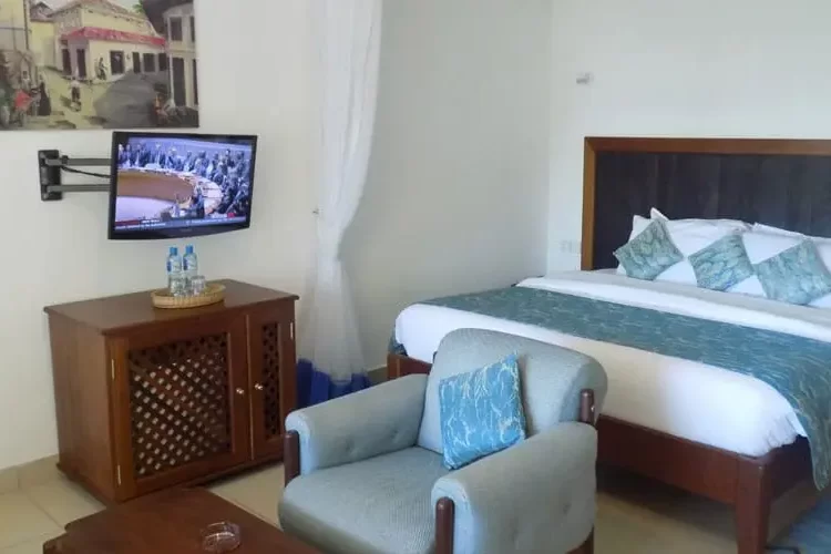 Travellers-Beach-Hotel